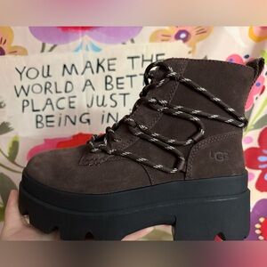 UGG boot